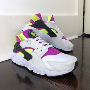 New Nike Air Huarache Run ‘91 in box